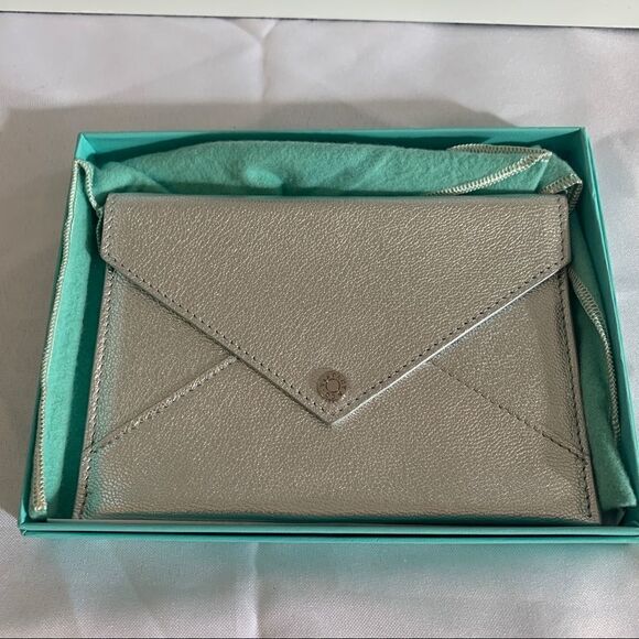Tiffany & Co  Leather Card Case - New - Picture 6 of 8